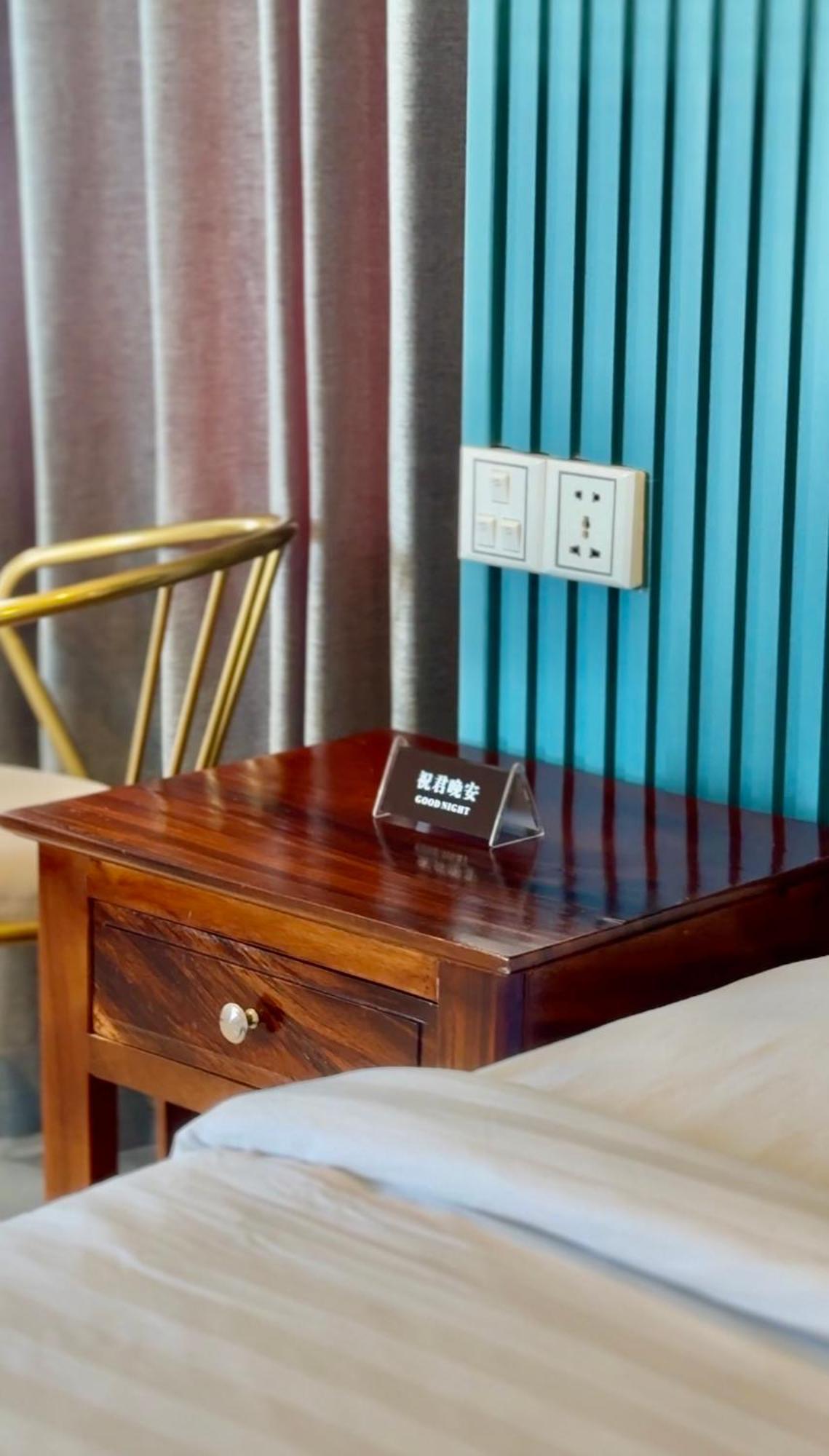 Keang You Boutique Hotel Phnom Penh Exteriör bild